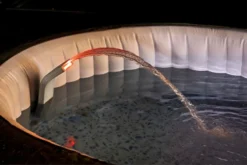 Bestway Lay-Z Spa Waterval Verlichting LED 11 Bestway Lay-Z Spa Waterval Verlichting LED -Zwembad en SPA 1267 1900 lay z waterval verlichting led sfeer