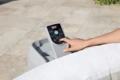 Bestway Lay-Z Spa Hollywood Airjet Opblaasbare Spa - 6 Persoons 26 Bestway Lay-Z Spa Hollywood Airjet Opblaasbare Spa - 6 Persoons -Zwembad en SPA 150dpi 60059 23ss 0232 ft web pl003