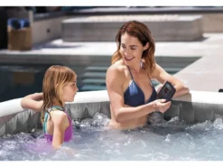 Intex Pure Spa Greywood Deluxe Opblaasbare Spa - 6 Persoons -Zwembad en SPA 28442 inuse2 2020 300 1