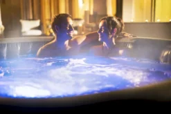 Bestway Lay-Z Spa Santorini HydroJet Pro Opblaasbare Spa - 7 Persoons 35 Bestway Lay-Z Spa Santorini HydroJet Pro Opblaasbare Spa - 7 Persoons -Zwembad en SPA 800 1200 60075 dsc00151