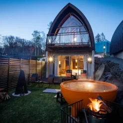 Weltevree Dutchtub Original Houtgestookte Hottub - 4 Personen - Groen -Zwembad en SPA dutchtub original garden 1