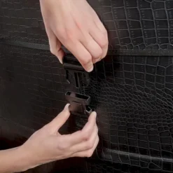 EXIT TOYS EXIT Leather Premium Opbouw Spa - 4-6 Persoons 24 EXIT TOYS EXIT Leather Premium Opbouw Spa - 4-6 Persoons -Zwembad en SPA exit leather premium 6 opblaasbare spa cover vastmaken