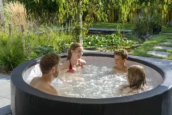 EXIT TOYS EXIT Leather Premium Opbouw Spa - 4-6 Persoons 21 EXIT TOYS EXIT Leather Premium Opbouw Spa - 4-6 Persoons -Zwembad en SPA exit leather premium 6 opblaasbare spa sfeer tuin 2