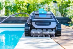 Zodiac CNX 50 IQ Zwembadrobot -Zwembad en SPA product visual cnx 50 iq in situ
