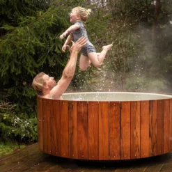 Weltevree Dutchtub Wood Houtgestookte Hottub - 4 Personen 14 Weltevree Dutchtub Wood Houtgestookte Hottub - 4 Personen -Zwembad en SPA weltevree dutchtub wood quality time 1920x1920